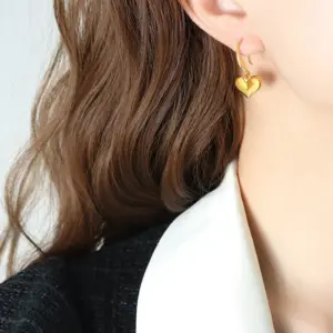 Wholesale PVD Coated Real Gold Plated 18K Gold Heart Shape 304 Stainless Steel Commute Waterproof Non Tarnish Drop Earrings