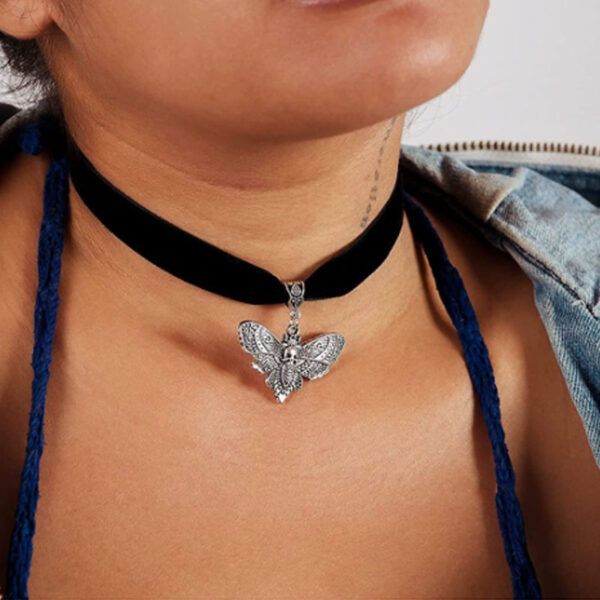 oly-8ca280903f5b8e5f94eb671fa7f720ca Wholesale Butterfly Pendant Veet Choke Necklace Factory Direct Sale