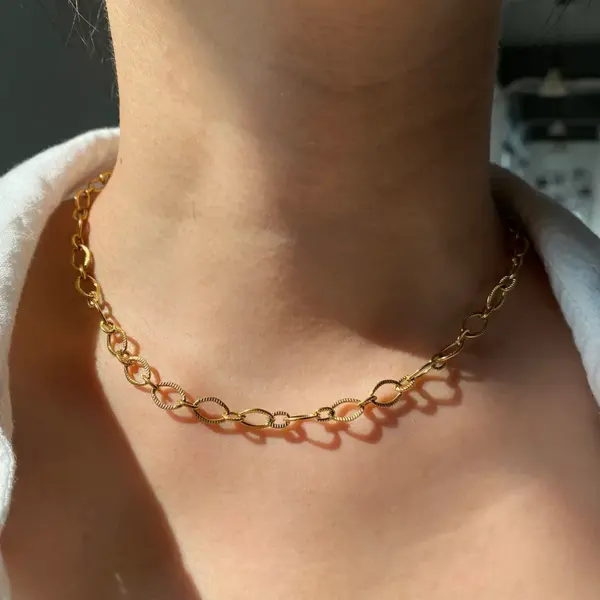 304 Stainless Steel Chain PVD Coated Stone-Free Real Gold Plated Simple Style Commute Waterproof Non Tarnish Paperclip Chain Micro Super Whisper Thin Chain Ball Chain Lobster Trigger Clasp Closure Necklace Choker
