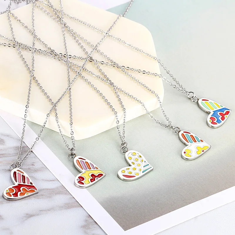 Wholesale Jewelry Fashion Heart Titanium Steel Epoxy Pendant Necklace