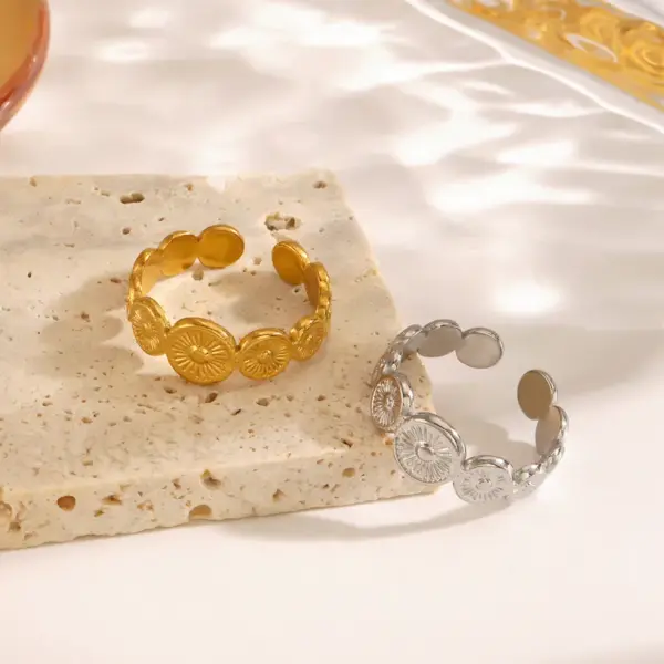 Wholesale Ion Plating (IP) 18K Gold Plated Geometric 304 Stainless Steel Commute IG Style Waterproof Non Tarnish Open Rings