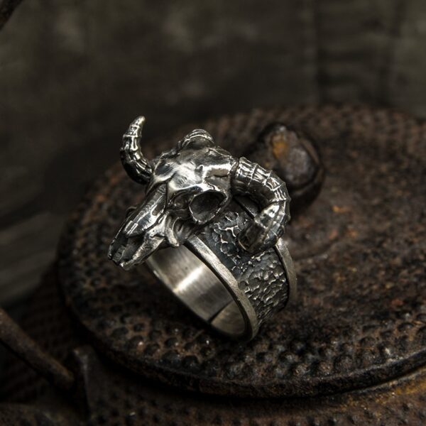 Wholesale Vintage Black Goat Opening Ring Gram Dark Devil Satan Niche Exaggerated Personality Male Finger Ring Accessories