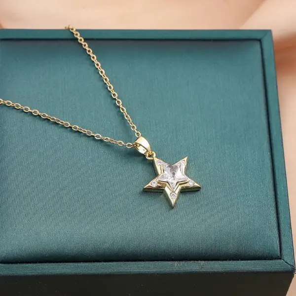 Wholesale Long-Lasting Plated Real Gold Plated 18K Gold Star 316 Stainless Steel Copper Cute Queen Bridal Waterproof Non Tarnish 316 Stainless Steel Pendant Necklace