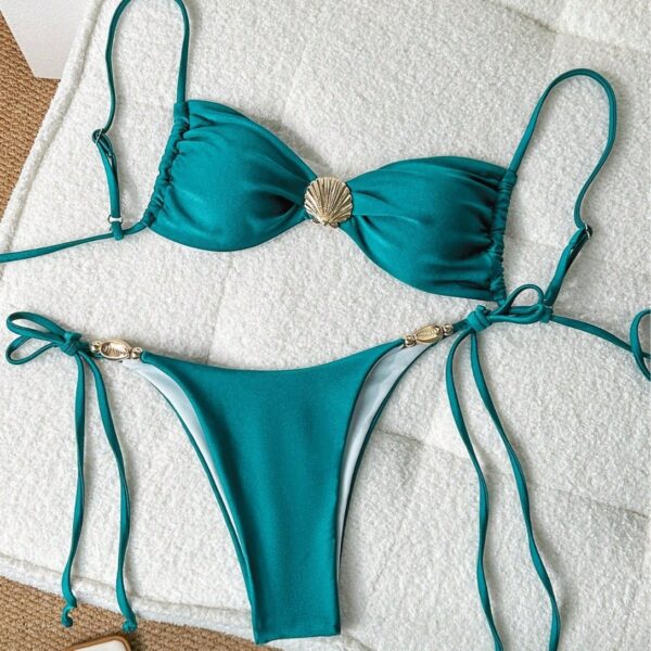 Wholesale 2025 new European and American split swimsuit cross-border shell awstring solid color sexy bikini foreign trade bikini