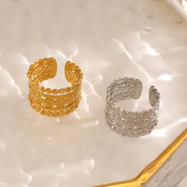 Wholesale Ion Plating (IP) 18K Gold Plated Round 304 Stainless Steel Simple Style Waterproof Non Tarnish Open Rings