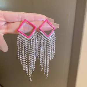 47# Silver Needle-Pink Diamond Tassel