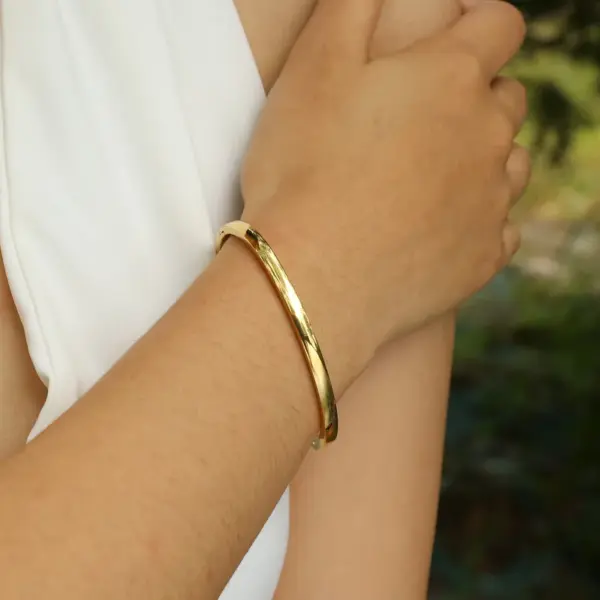 304 Stainless Steel Solid Color PVD Coated Real Gold Plated 18K Gold Simple Style Waterproof Non Tarnish Gold Sier Bangle