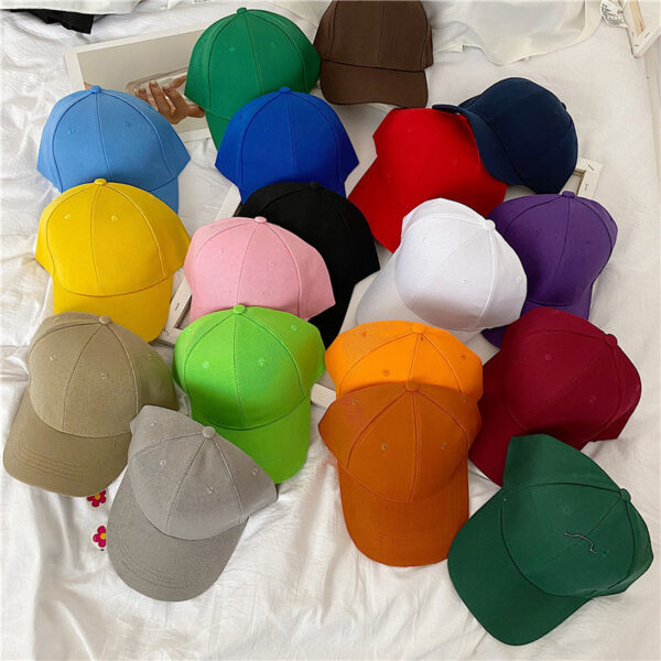 Wholesale 20-color fur green Velcro solid color baseball cap cross-border wholesale student Sun-proof peaked cap couple versatile Street