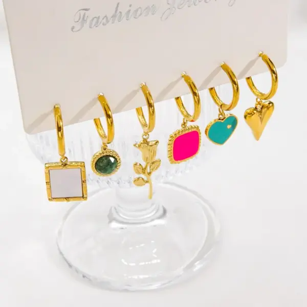 Wholesale PVD Coated 14K Gold Real Gold Plated Geometric 304 Stainless Steel Modern Style Waterproof Non Tarnish Earrings