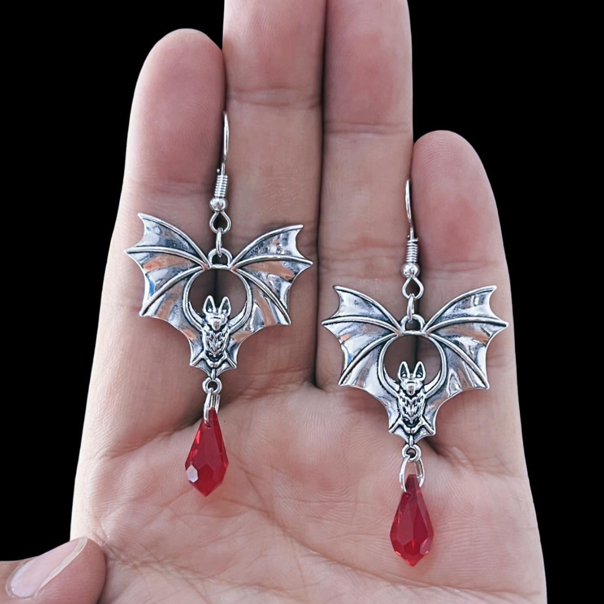 Wholesale New Cross-border Trade Diablo Gothic Punk Style Black Bat Red Crystal Earrings Ladies