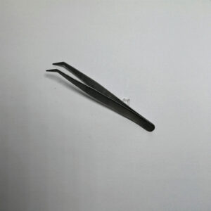 Tweezers