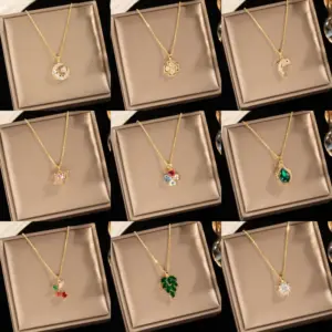 Fashionable Versatile Gold Plated Titanium Steel Necklace Copper Pendant Lockbone Chain Collection Elegant Glowing Jewelry