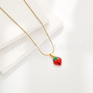 S0348 single strawberry necklace