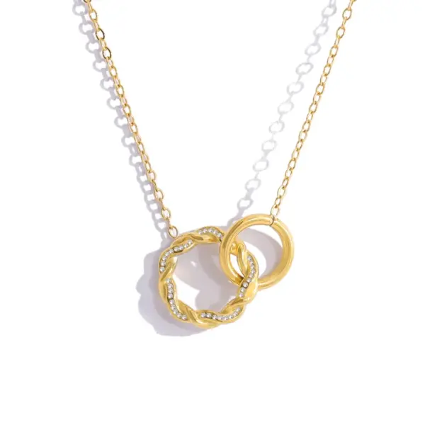 Wholesale New Product Braided Heart Inlaid Diamond Titanium Steel Collarbone Chain Women's Fashion Stainless Steel 18K Gold Circle Pendant Necklace