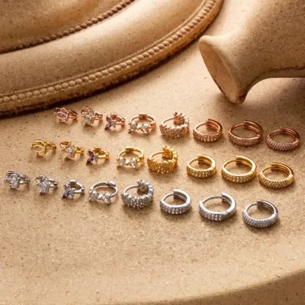 Wholesale 1 Piece Simple Style Classic Style Round Plating Inlay Copper Zircon 18k Gold Plated Ear Studs