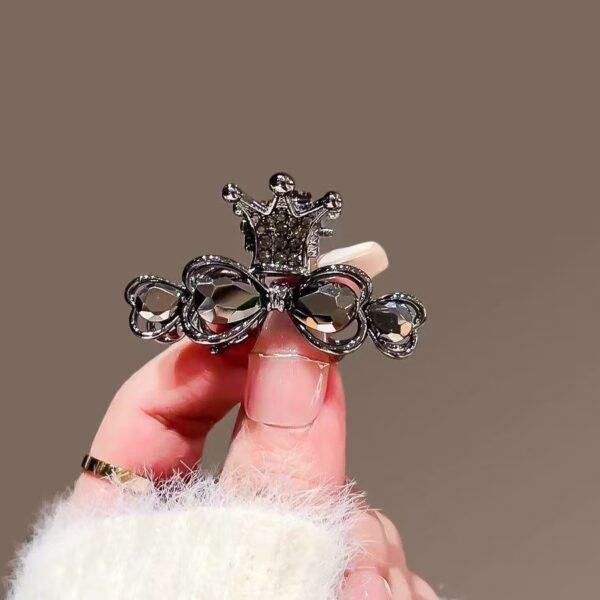 Wholesale High-grade Rhinestone Crown Grab Clip Temperament New Medium Hairpin Back Head Half Hair Shark Clip Hairpin Hair Accessories