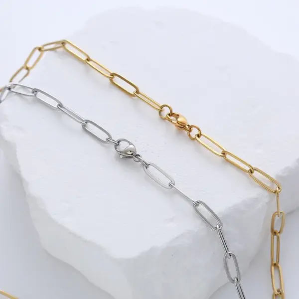 Wholesale PVD Coated 18K Gold Plated Geometric 304 Stainless Steel Simple Style Waterproof Non Tarnish 304 Stainless Steel Necklace