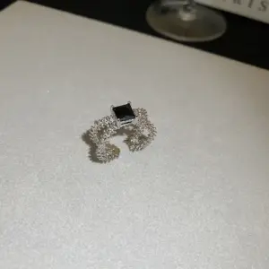 106# Ring-Black-Double Layer