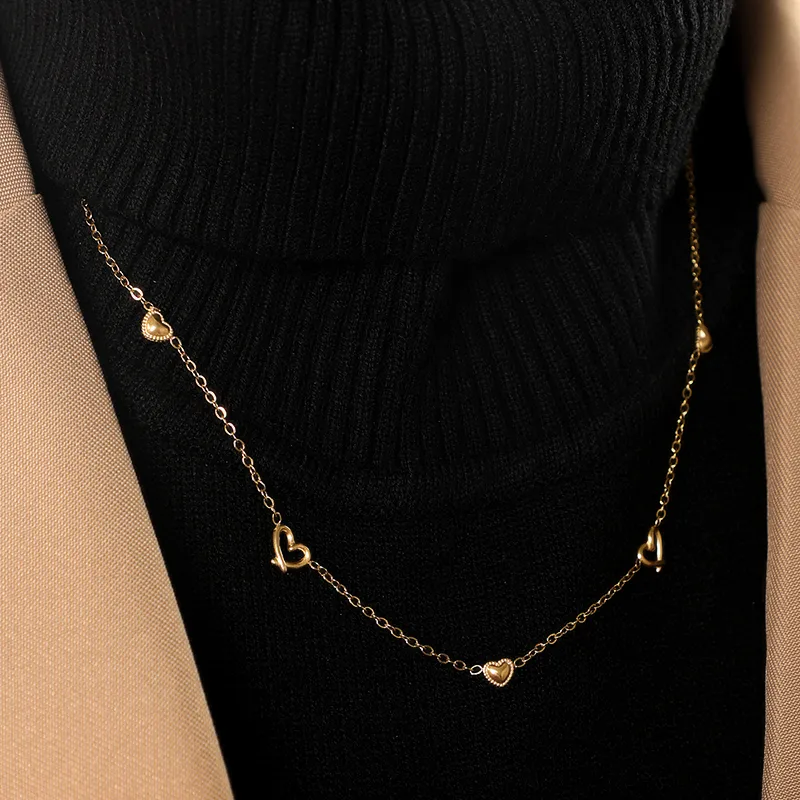Wholesale PVD Coated Heart Shape 304 Stainless Steel Simple Style Shiny Waterproof Non Tarnish 304 Stainless Steel Pendant Necklace