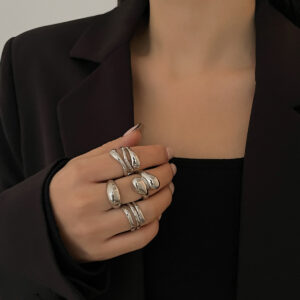 03 white k 4-piece set 5680