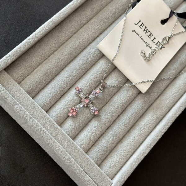 Wholesale Sweet Cool Style Spice Girl Cross Necklace Female Heavy Industry Diamond-encrusted Gothic European and American Style Y2K Necklace Design Clavicle Chain