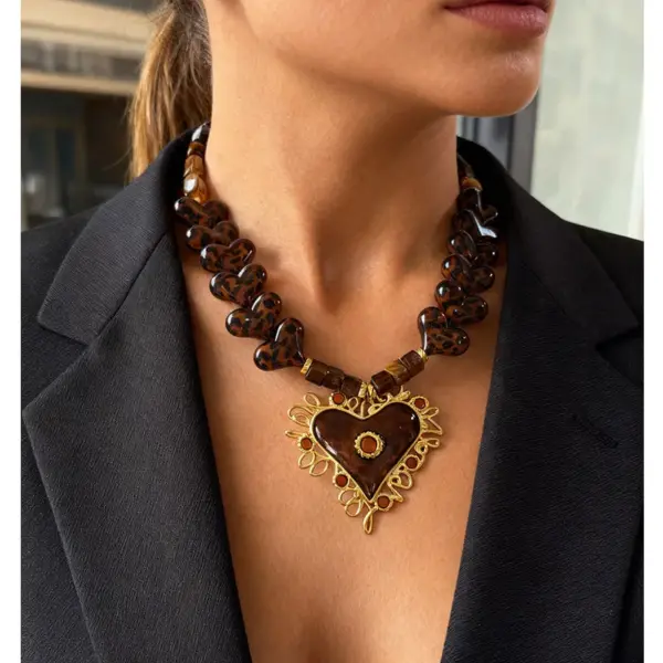 Wholesale 1 Piece Fashion Retro Stainless Steel Big Heart Resin Ball Bead 18K Gold Waterproof Non-Fading Women's Melad Style Autumn Winter Necklace