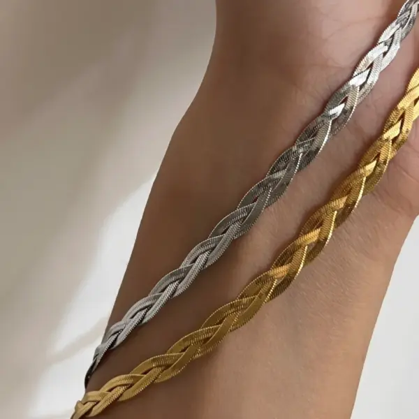 Wholesale Jewelry IG Style Simple Style Solid Color 304 Stainless Steel 18K Gold Plated Plating Stainless Steel Necklaces