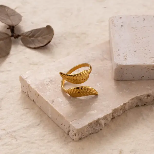 Wholesale PVD Coated Leaf Heart Shape Flower 304 Stainless Steel INS Style Streetwear Waterproof Non Tarnish Open Ring