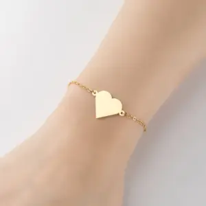 Heart-Shaped / Gold