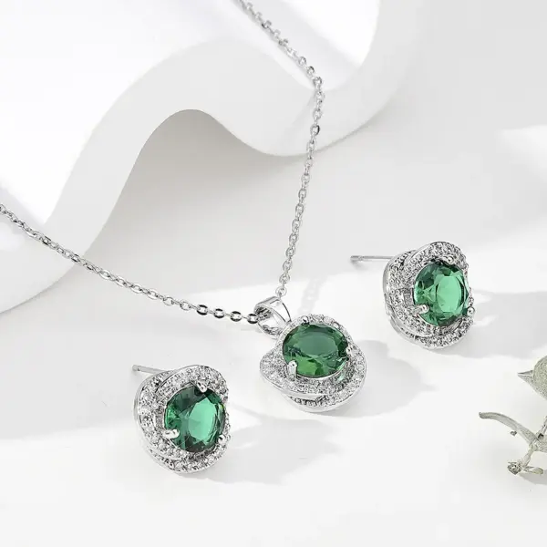 Wholesale 1 Pair Basic Simple Style Heart Shape Plating Inlay Copper Zircon 18k Gold Plated Ear Studs