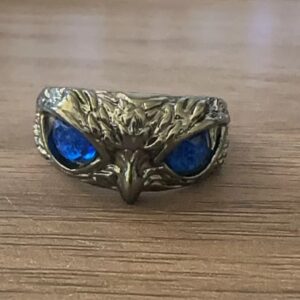 Gun black and blue eyes