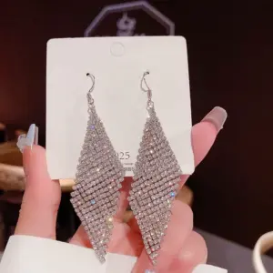 E0092 Silver Needle