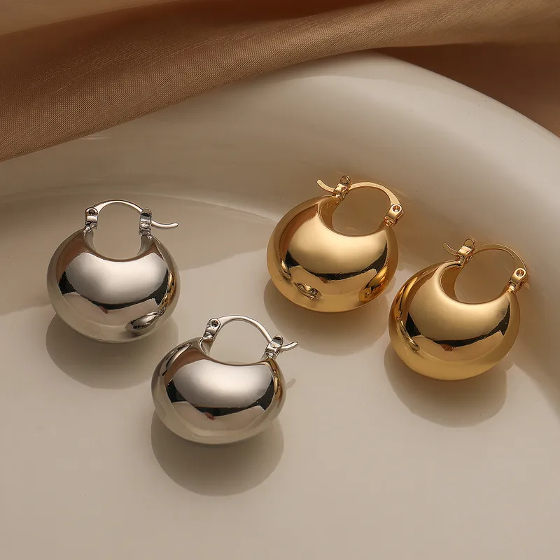 Wholesale 1 Pair Casual Elegant Geometric 18k Gold Plated Copper Earrings for Women