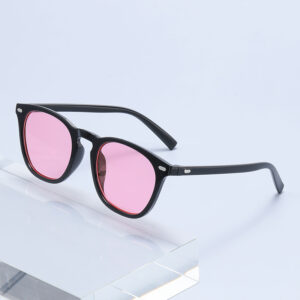 Black frame pink tablets