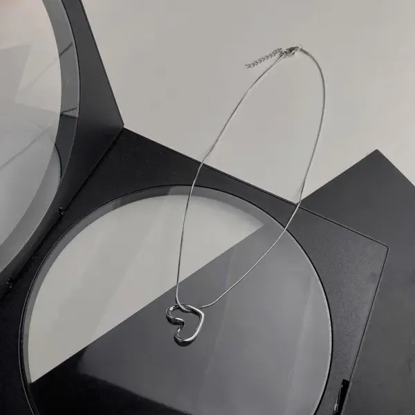Wholesale Retro Simple Style Heart Shape Titanium Steel Plating Necklace