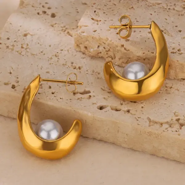 Wholesale 304 Stainless Steel Copper Geometric Electroplating PVD Coated Artificial Pearls 18K Gold Plated 18K Gold Ear Studs