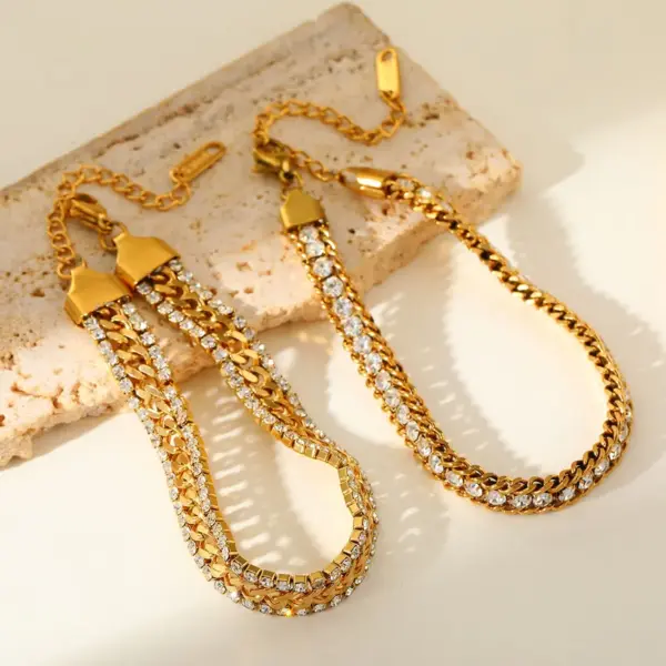 Wholesale Elegant Luxury Stainless Steel 18K Gold Plated Zirconia Geometry Pendant Full Diamond Bracelet Style