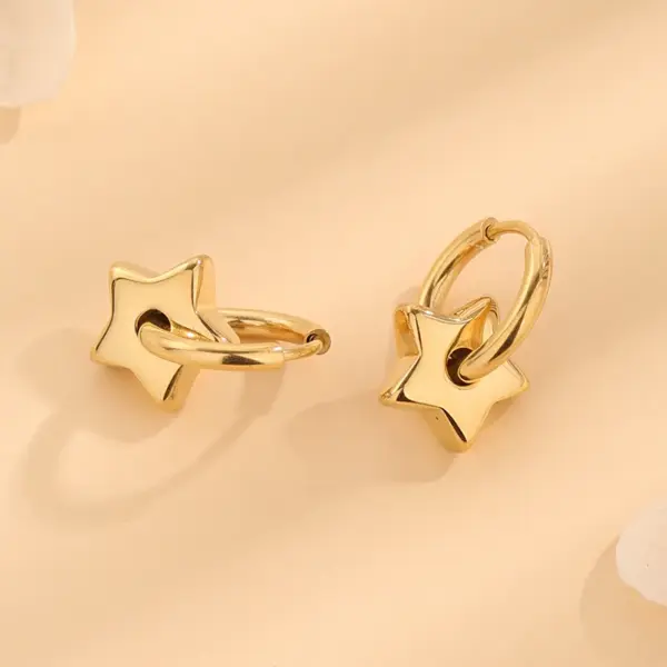 PVD Coated Real Gold Plated 18K Gold Star 304 Stainless Steel Casual Elegant Simple Style Waterproof Non Tarnish 304 Stainless Steel Earrings