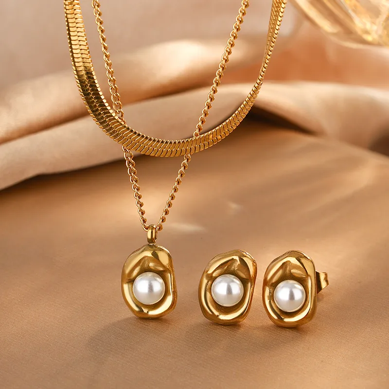Wholesale 304 Stainless Steel Plastic Pea Ion Plating (IP) Acrylic 18K Gold Plated Sweet Simple Style Waterproof Non Tarnish Plating Inlay Gold Earrin