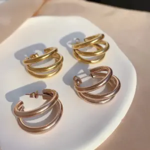 Wholesale 1 Pair Retro Simple Style C Shape Plating Titanium Steel Ear Studs