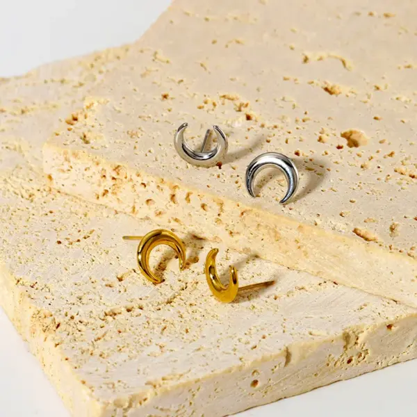 Wholesale PVD Coated Real Gold Plated 18K Gold Moon 304 Stainless Steel Simple Style Waterproof Non Tarnish Ear Studs