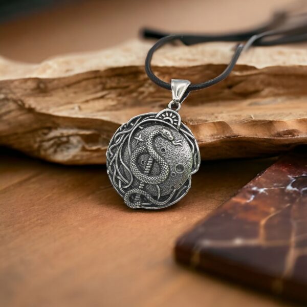 Wholesale New Punk Odin Trinity Celtic Knot Snake Pendant Necklace For Women, Men Hip Hop Party Jewelry