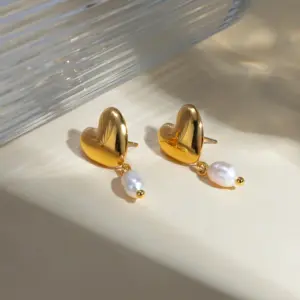 Wholesale PVD Coated Real Gold Plated 18K Gold Heart Shape 304 Stainless Steel IG Style Simple Style Waterproof Non Tarnish Drop Earrings
