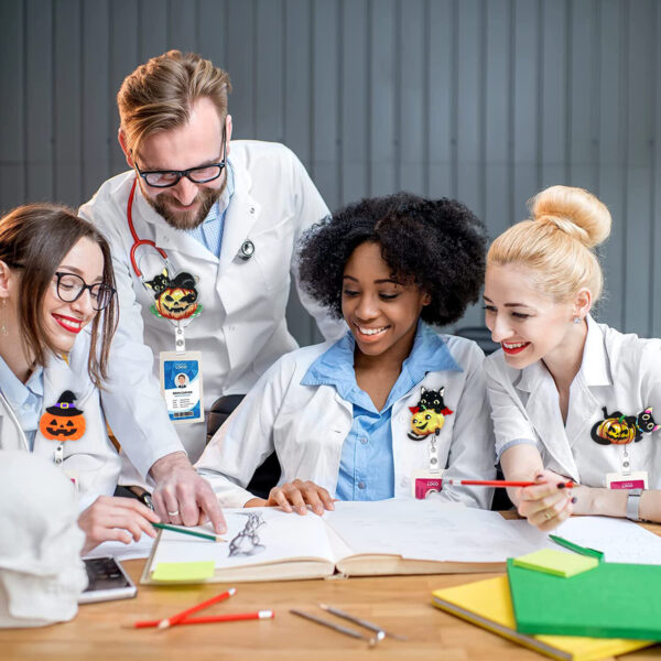 Wholesale New Halloween Acrylic Pumpkin Head Black Cat Bat Magic Hat Retractable Rotating Easy-Pull Id Easy-Pull