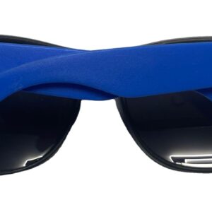 Black Frame blue feet