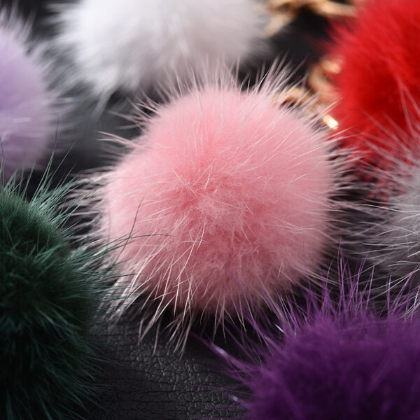Wholesale mink fur love keychain elegant fur small pendant fur ball alloy love keychain