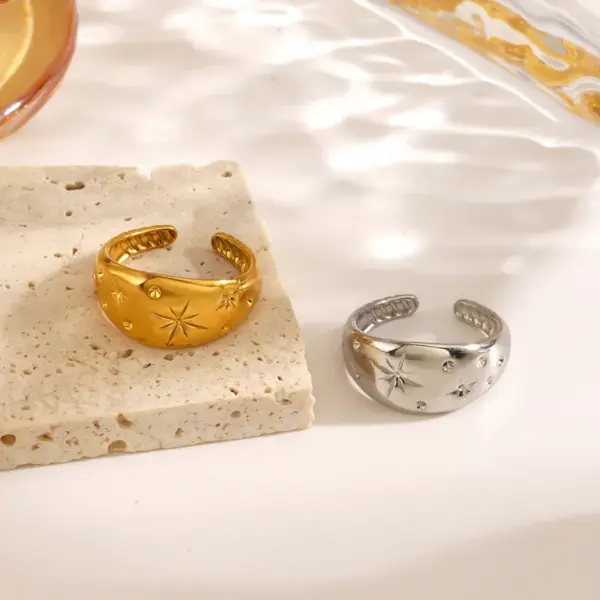 Ion Plating (IP) 18K Gold Plated Eight Awn Star 304 Stainless Steel Simple Style IG Style Waterproof Non Tarnish Open Rings