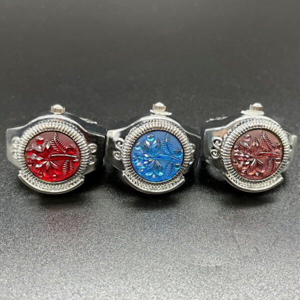 Wholesale [Ring watch] personalized fashion temperament female foreign trade hot quartz watch flip ring watch can see time