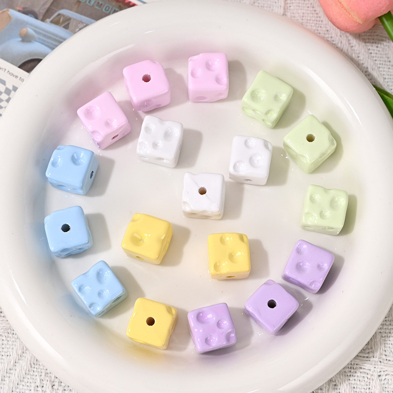 Wholesale Acrylic baking paint texture cheese cube beads