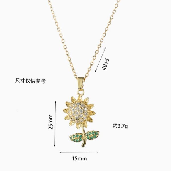Wholesale European and American style sunflower necklace women's light luxury simple design fashion trend Joker temperament titanium steel clavicle chain